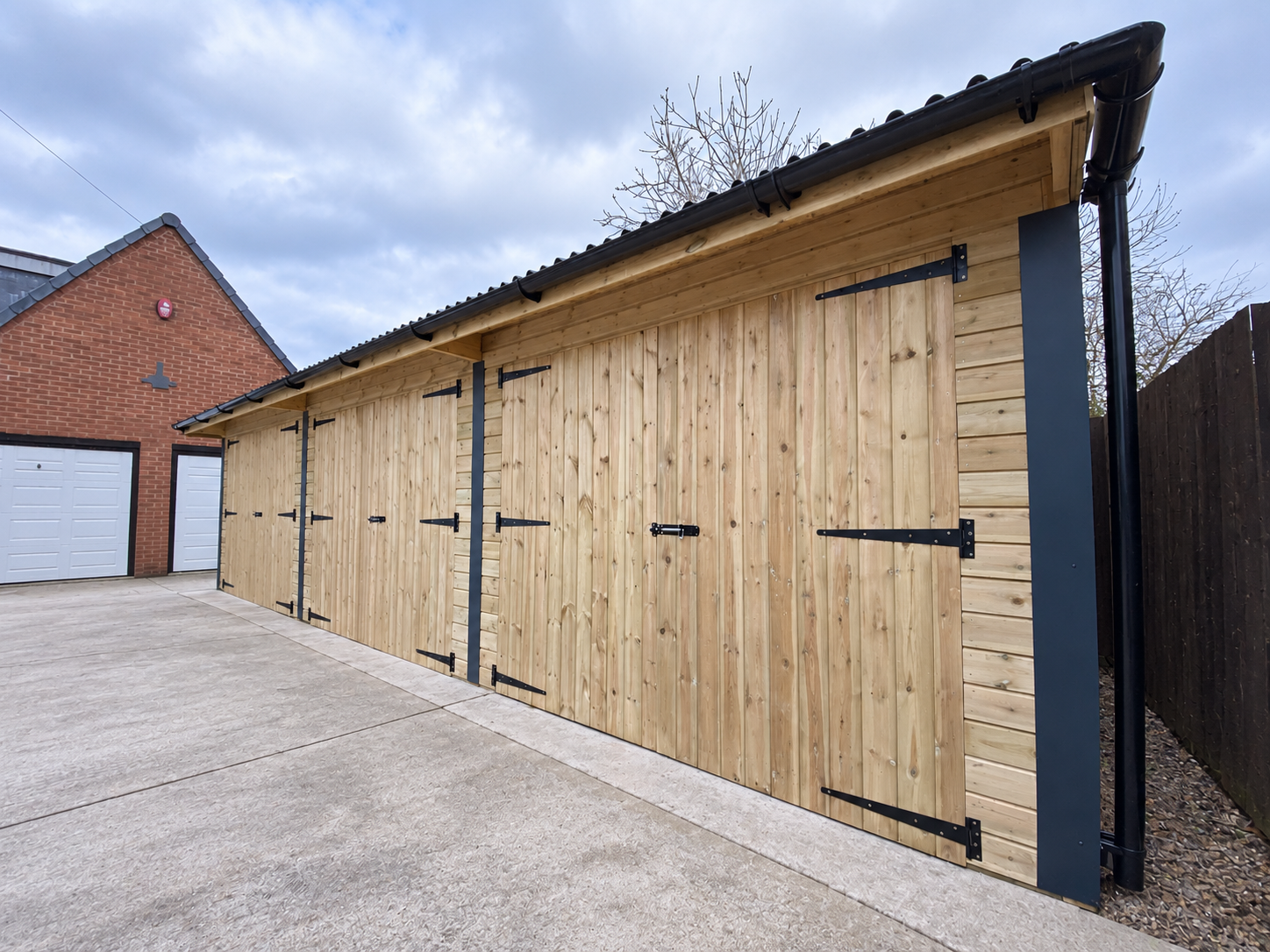 Garage | Triple Bay - Image 3