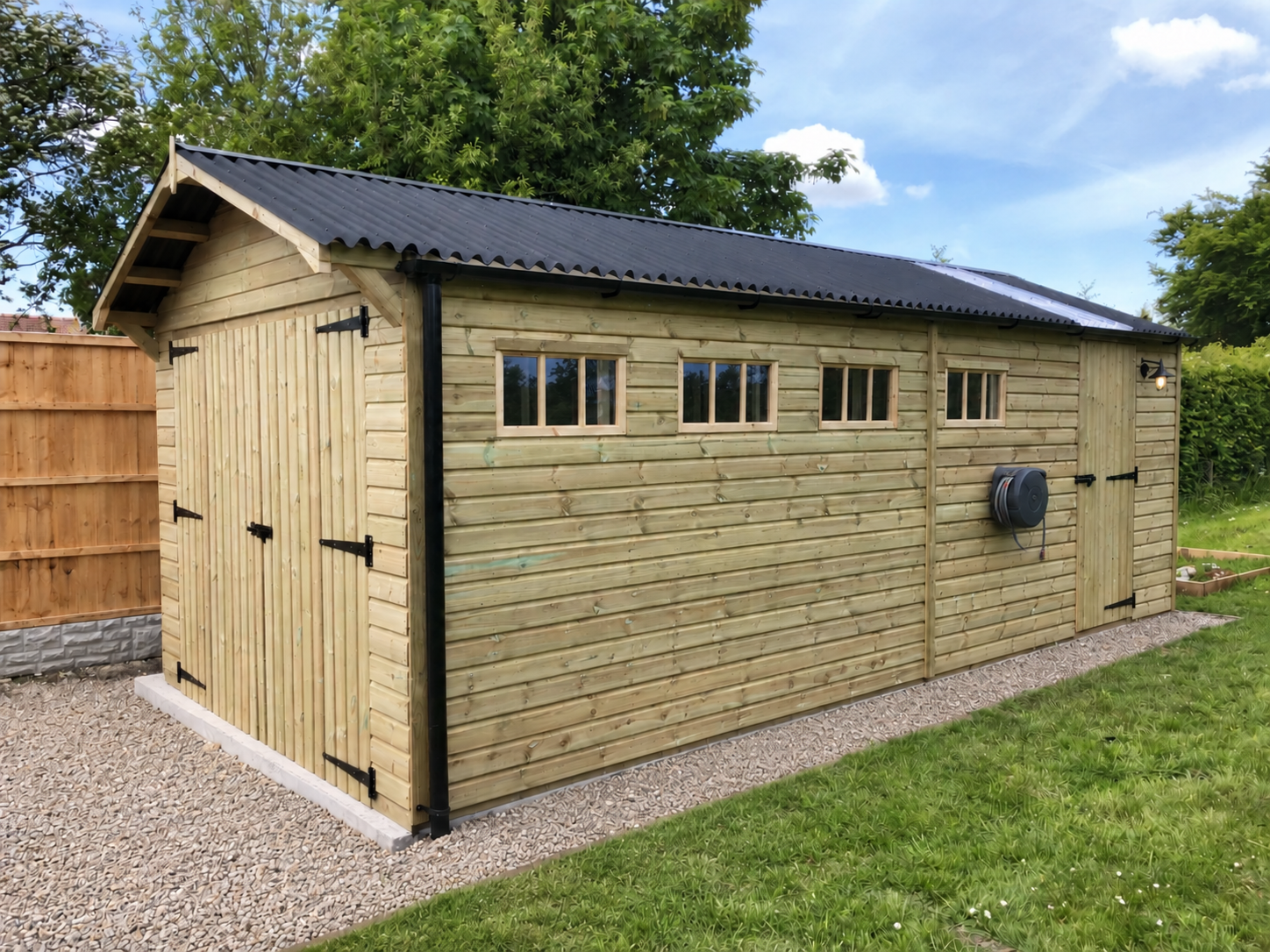 Garage | Hobby Storage - Image 3