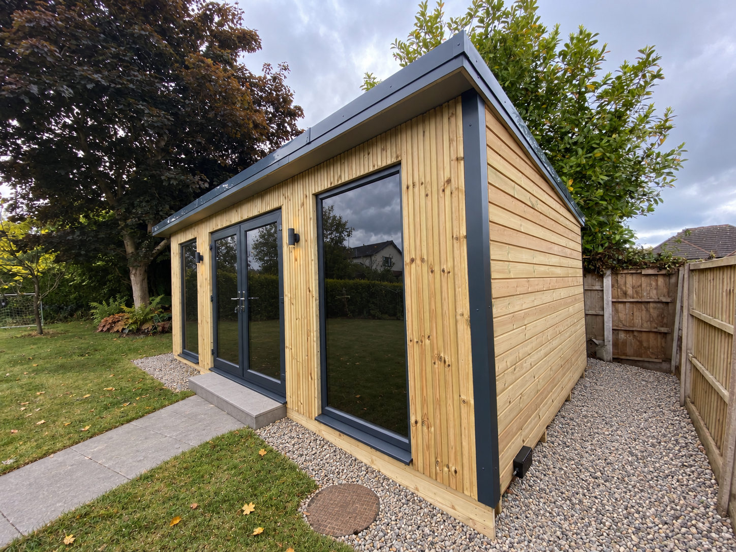 Garden Room | Nail Salon - Image 3