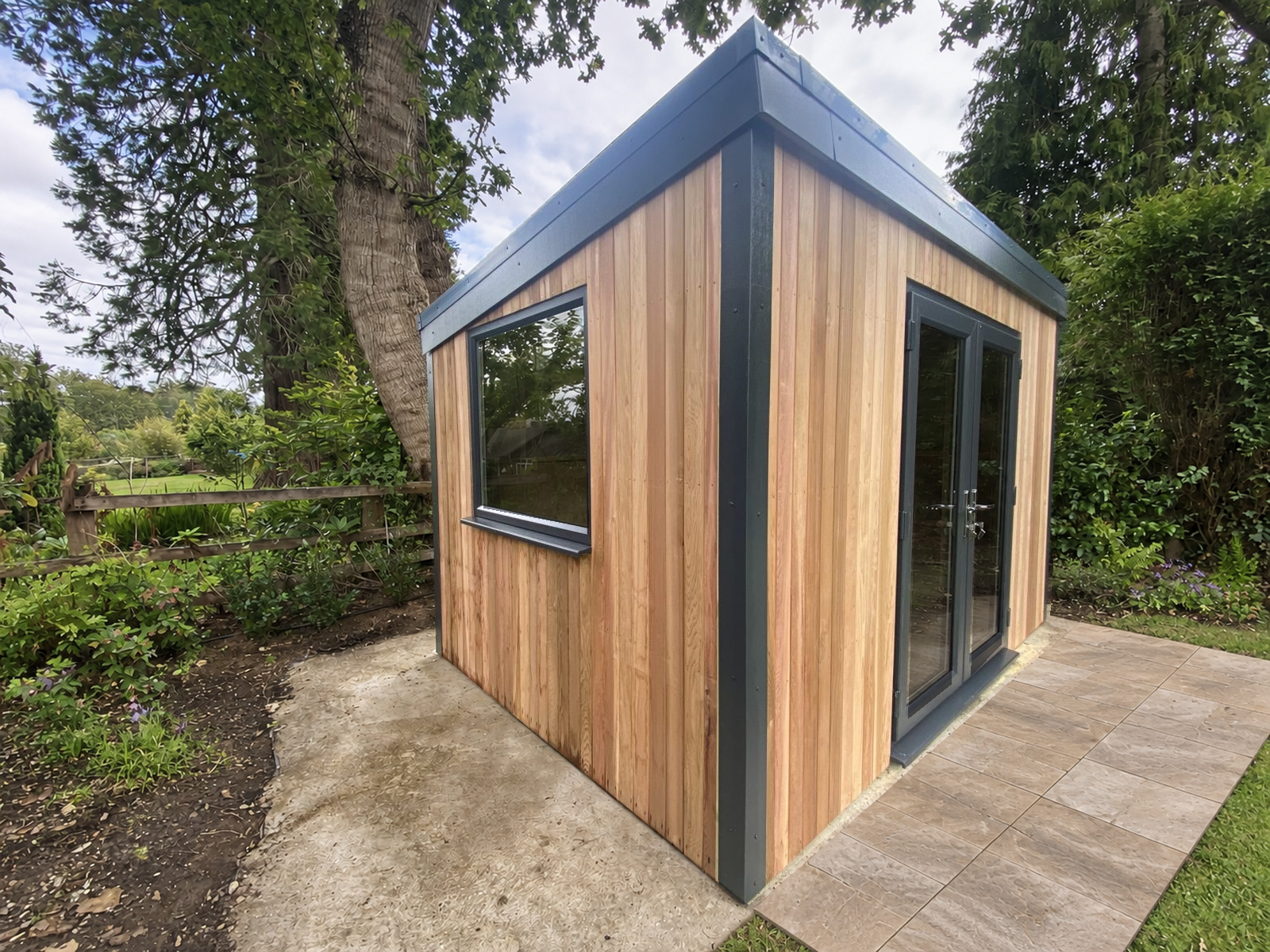 Garden Building - Image 3