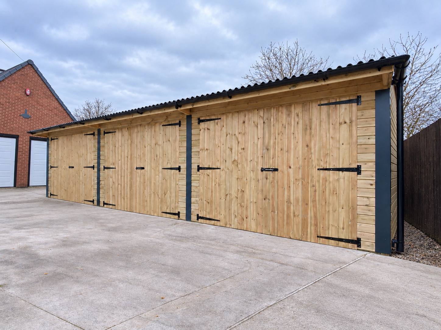 Garage | Triple Bay